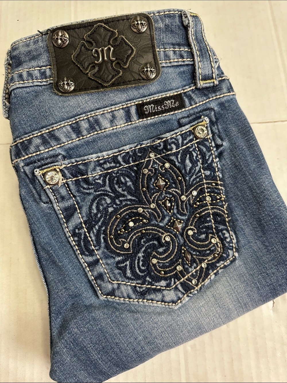 Miss Me Skinny Jeans Embellished Pockets Low Rise Denim Womens Size 26